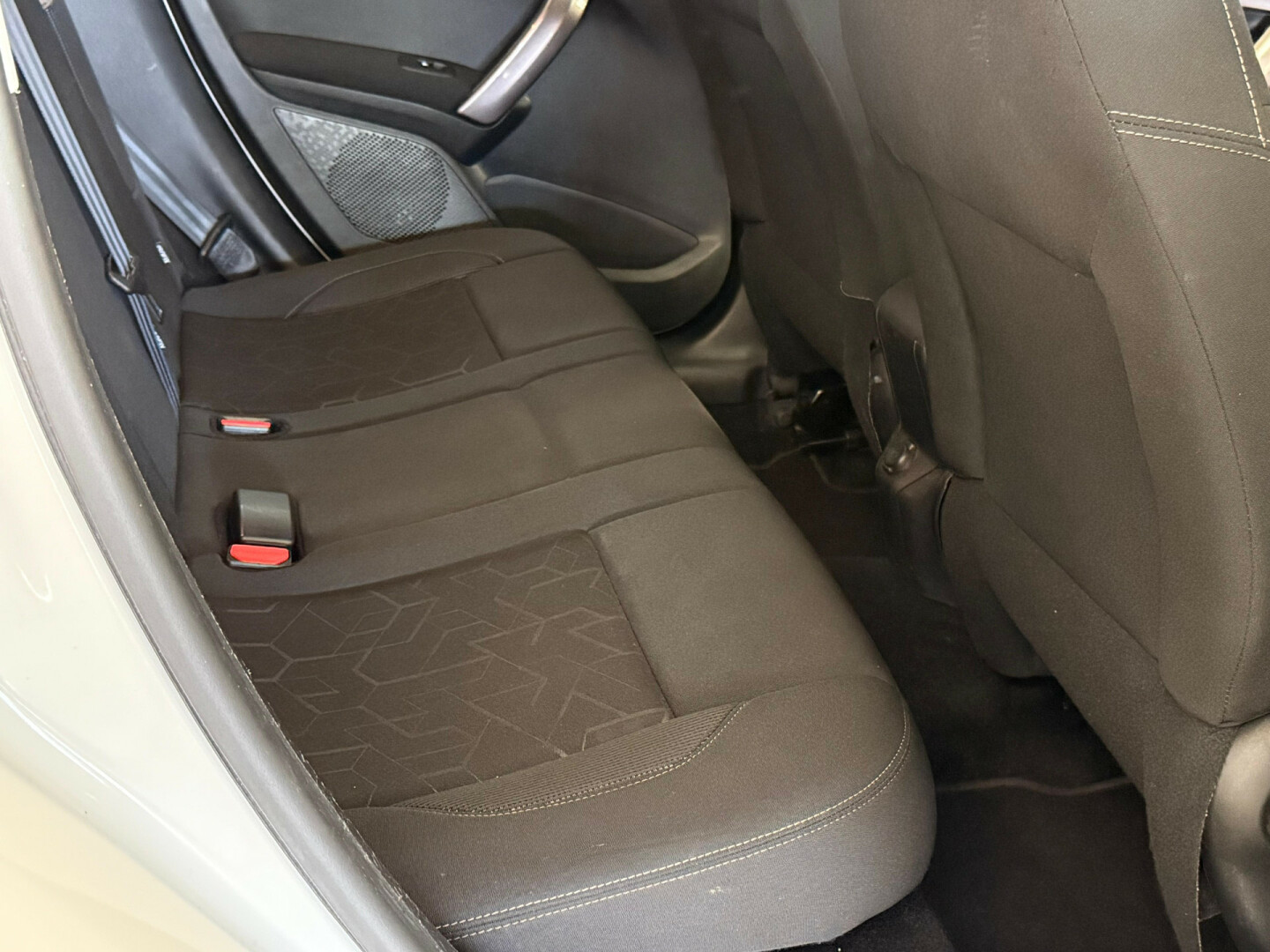Peugeot-2008-7