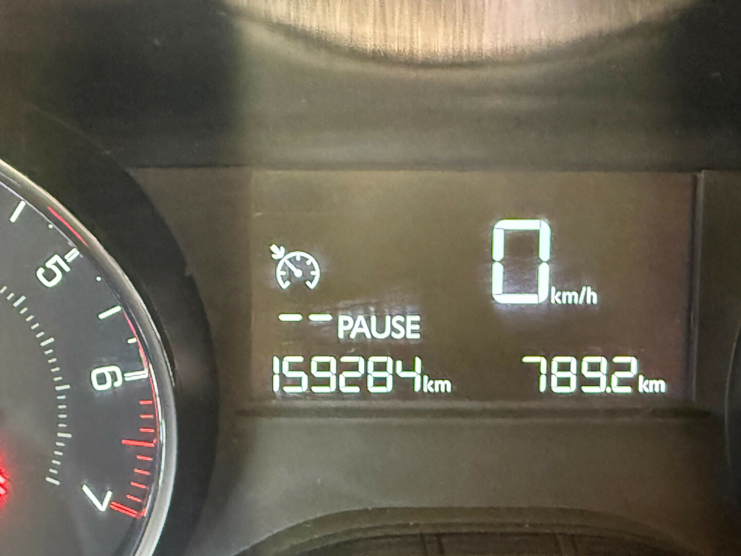 Peugeot-2008-8